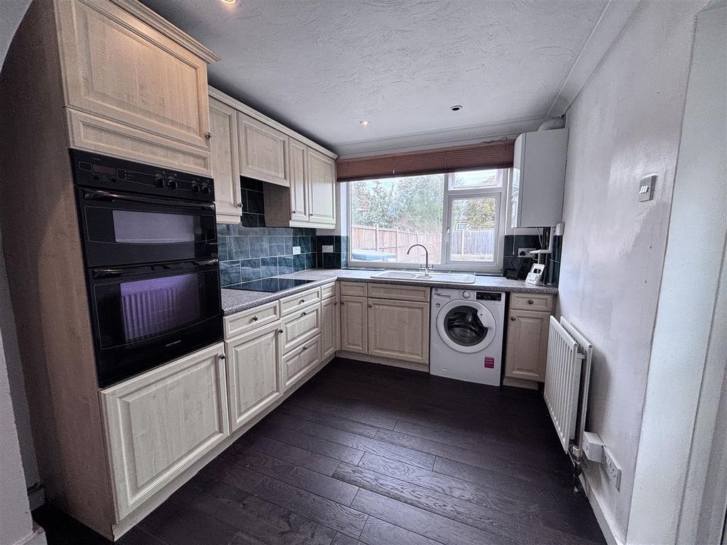 Property photo 2 of 19 Img_8144.Jpg