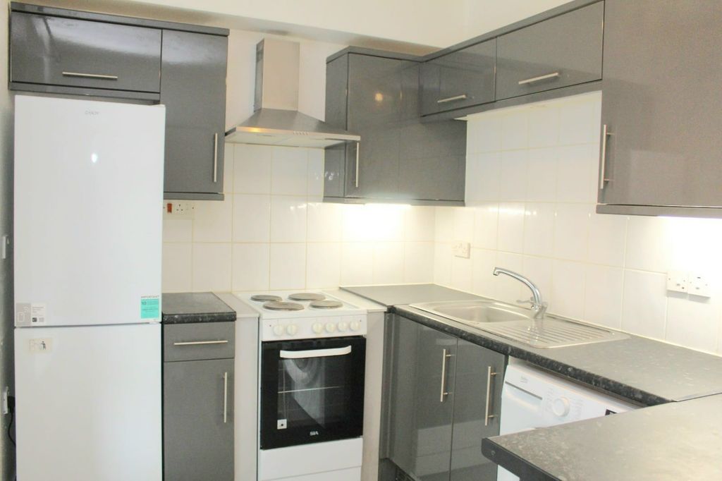 Property photo 2 of 10 Photo 2