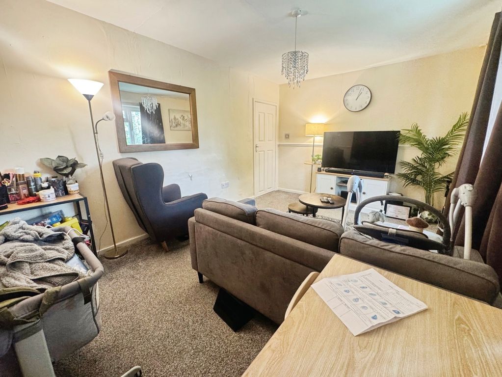Property photo 3 of 8 Pbox-Img.Jpg