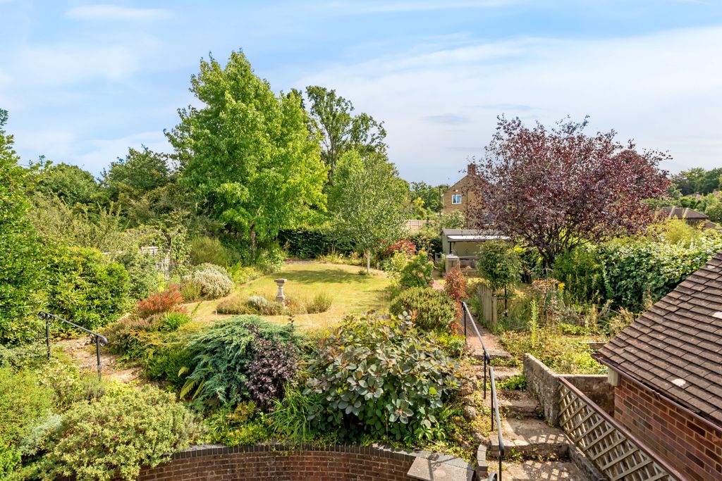 Property photo 3 of 14