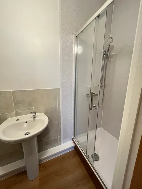 Property photo 3 of 4