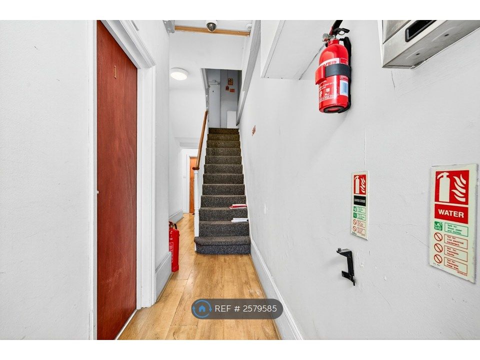 Property photo 2 of 3