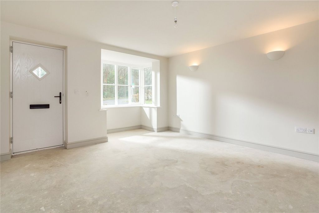 Property photo 2 of 9 Picture No. 03