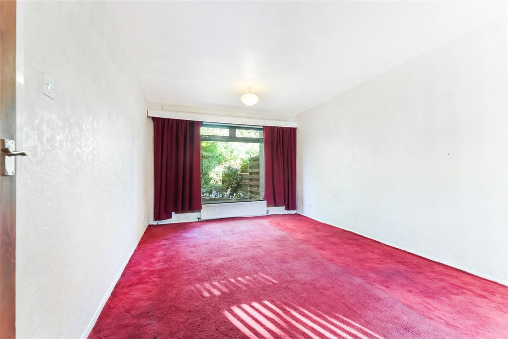 Property photo 3 of 25 Picture No. 03