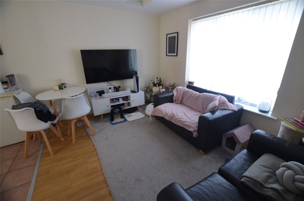 Property photo 2 of 7 Picture No. 05