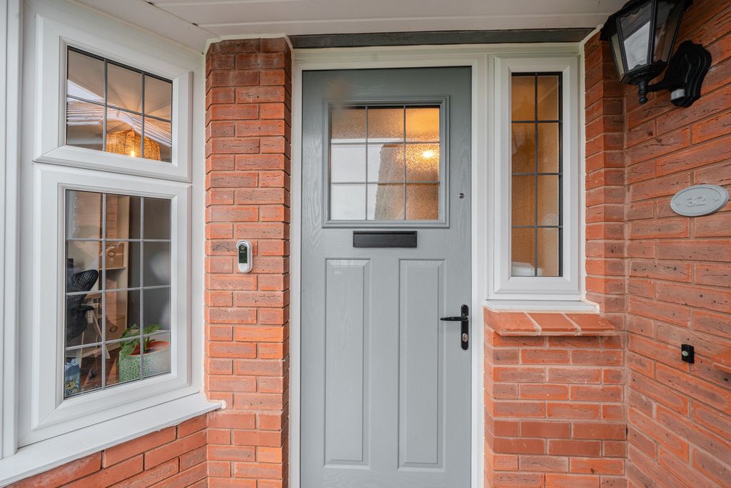 Property photo 3 of 39