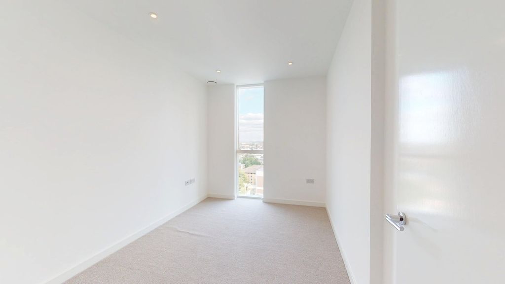 Additional image 10 of 3 bed flat for saleTennyson Apartments, 1 Saffron Central Square, Croydon CR0