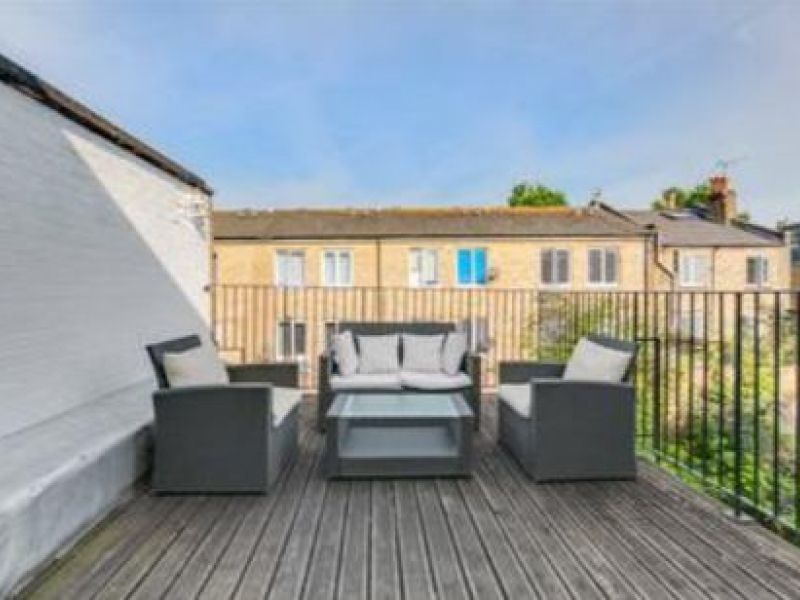 Property photo 2 of 5