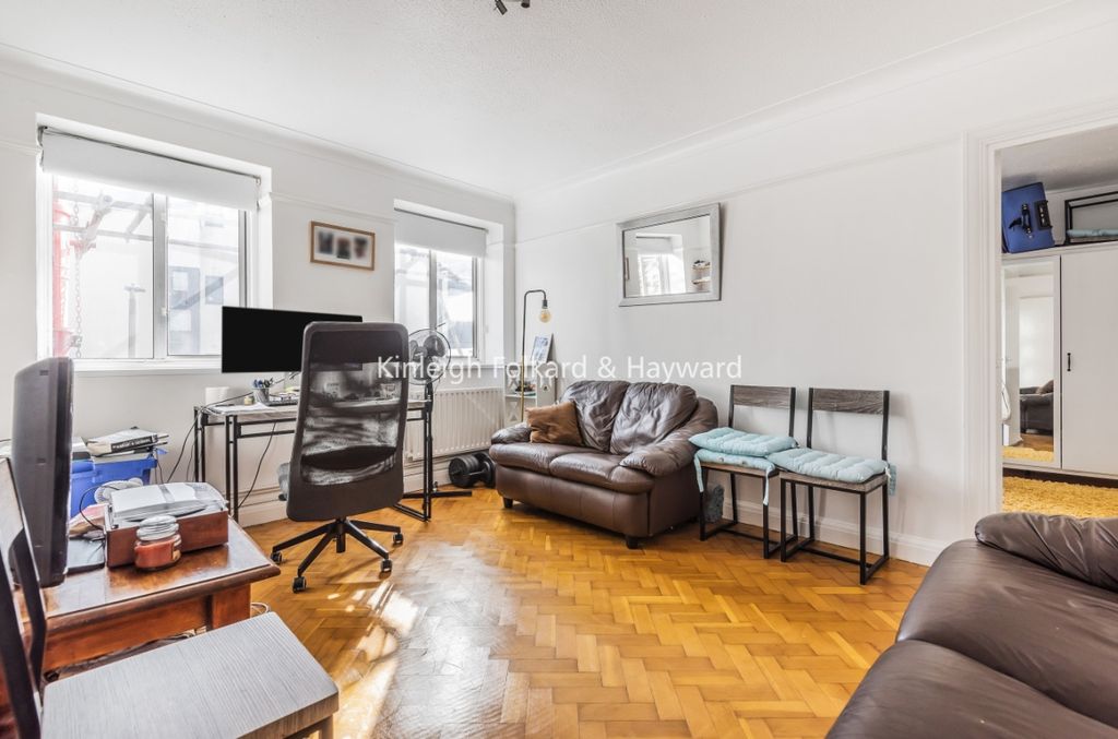 Property photo 1 of 7 310393Cf-c6Ed-4E66-8