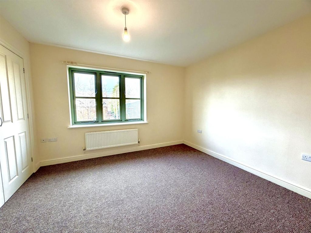 Property photo 2 of 8 Img_0913.Jpeg