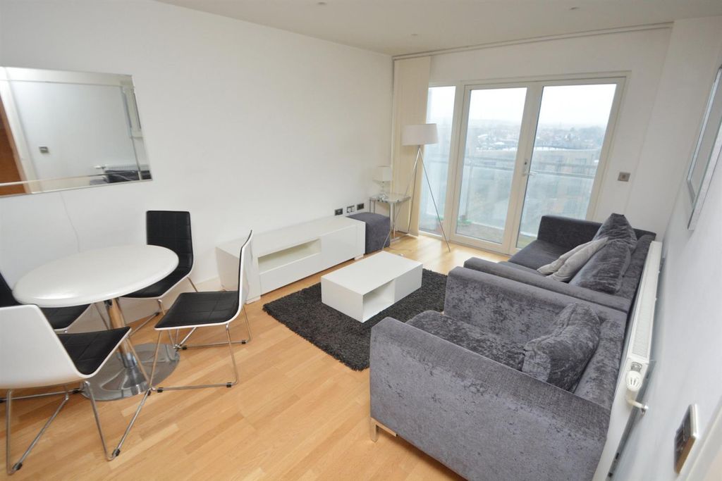 Property photo 1 of 8 Ij9Wyp8Kubadsn5Vxah9W5Hhcyy.Jpg