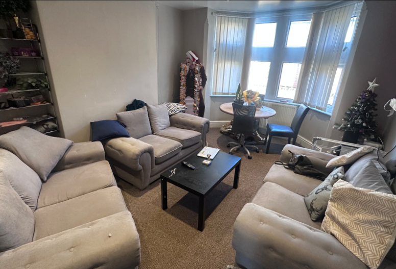 Property photo 3 of 9