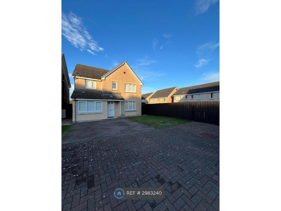 Property photo 2 of 35