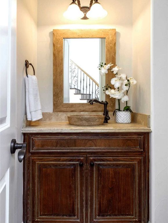 Property photo 3 of 23 <Alttext/>