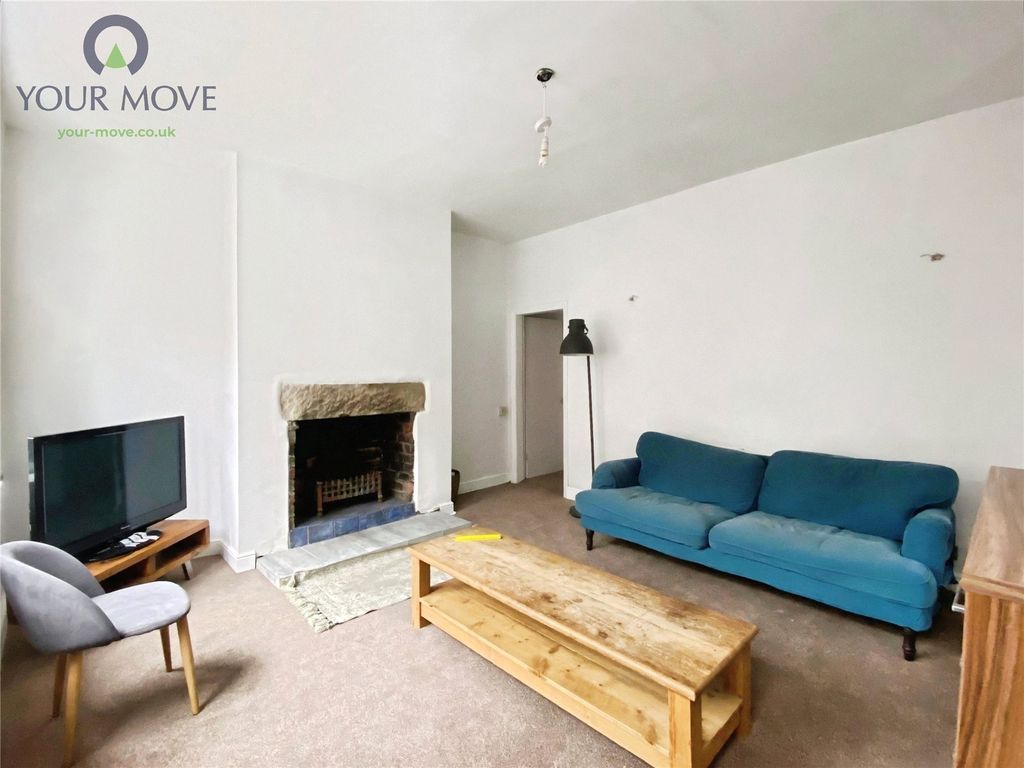 Property photo 2 of 16 Picture No. 18