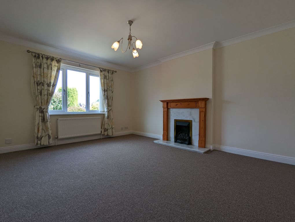 Property photo 3 of 9 Living Room