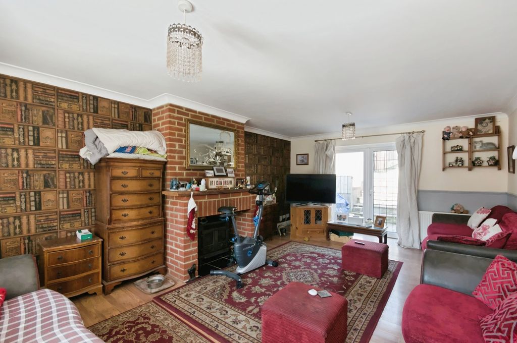Property photo 2 of 29 Pbox-Img.Jpg