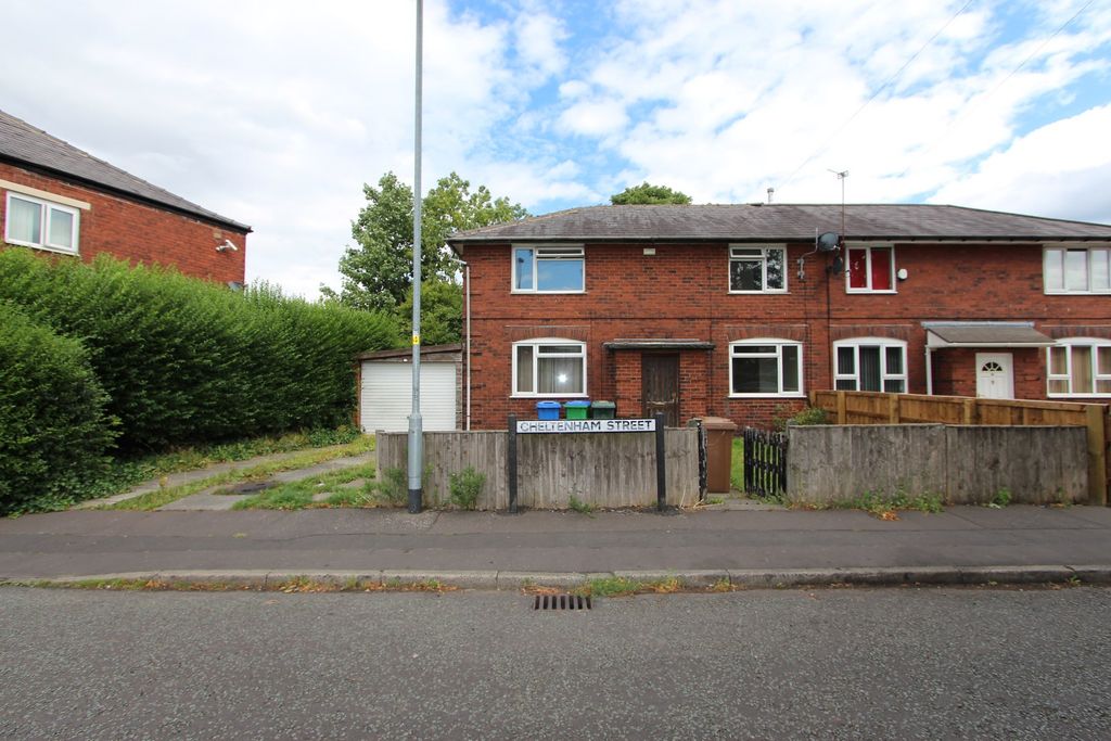 Property photo 1 of 11