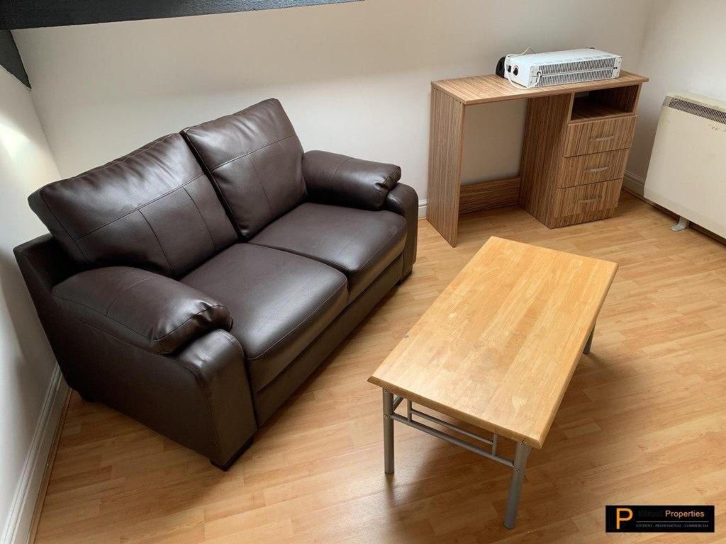 Property photo 1 of 4