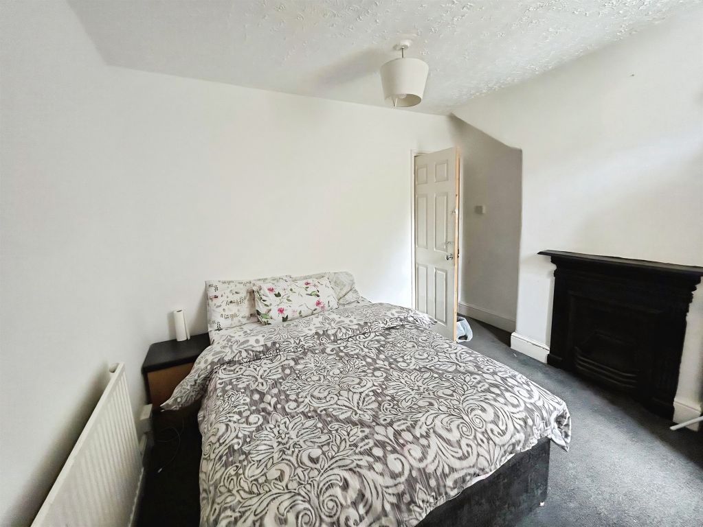 Property photo 2 of 3