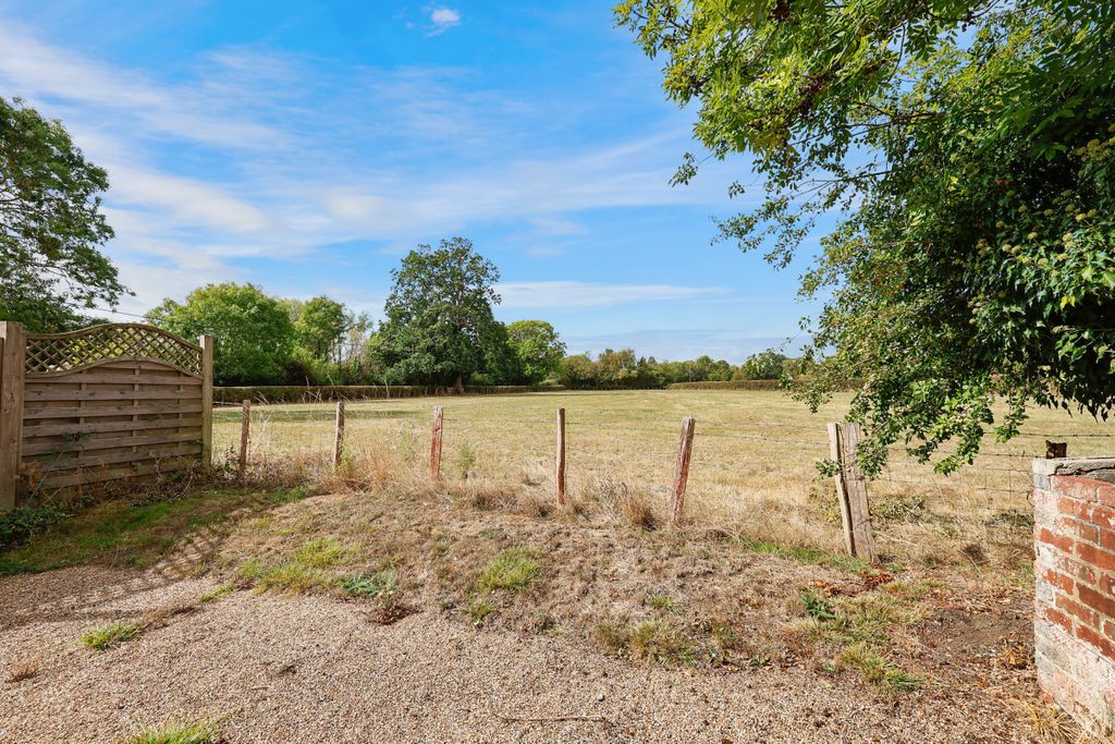 Property photo 2 of 12 Picture No. 10