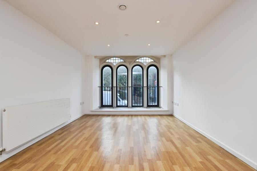 Property photo 3 of 10