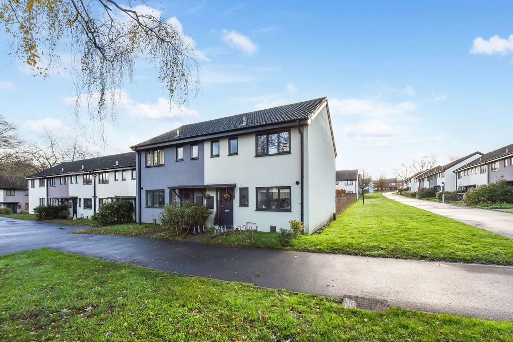 Property photo 1 of 21