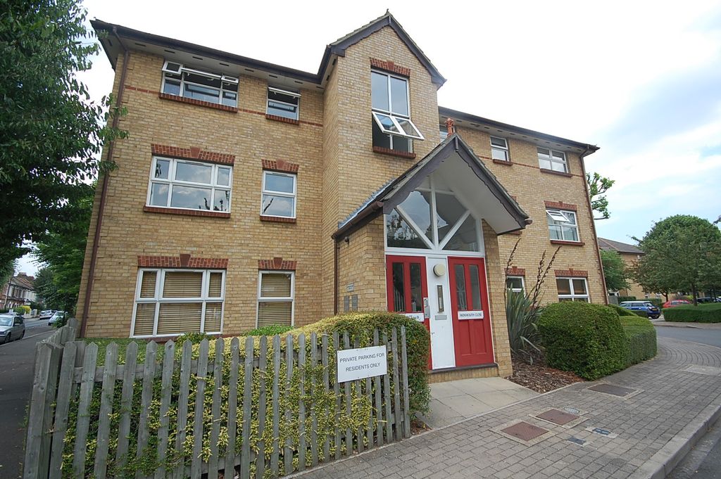 Property photo 1 of 6