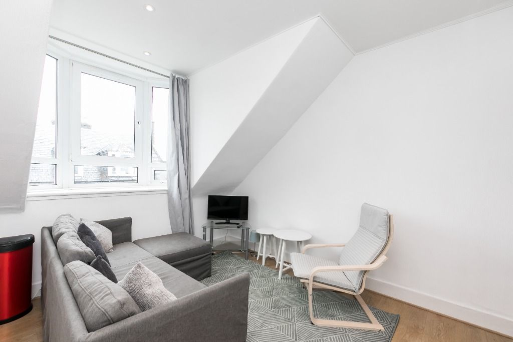 Property photo 2 of 14 Photo 2