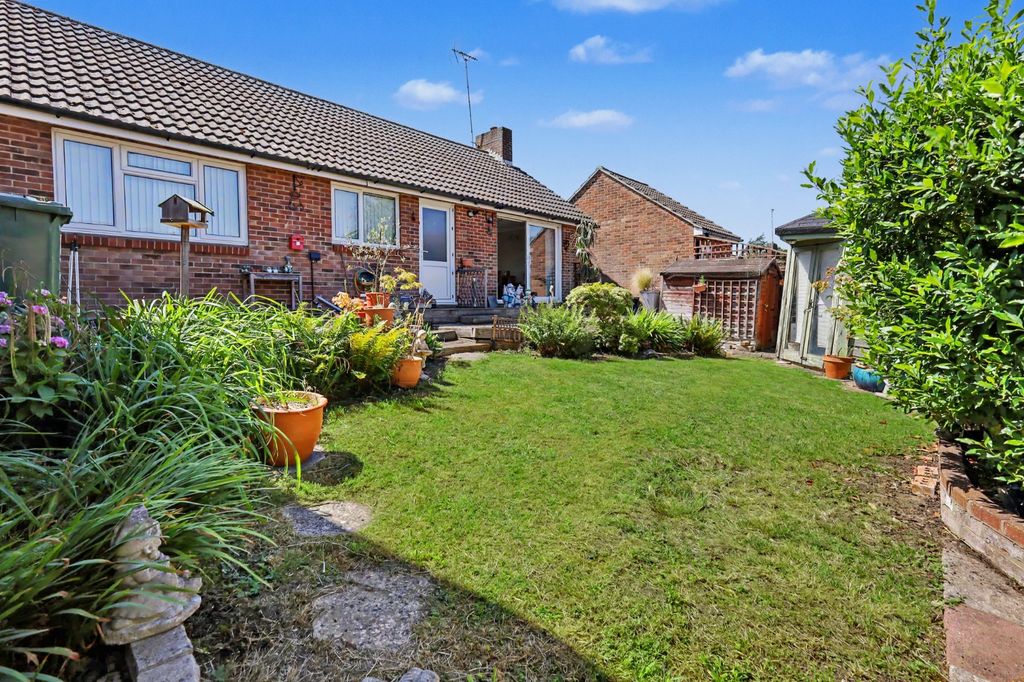 Property photo 2 of 16 5267033