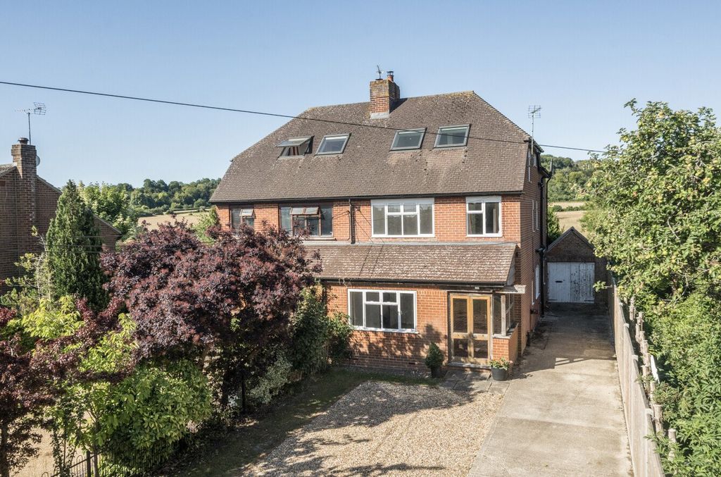Property photo 1 of 16 1318404-4-6866494...