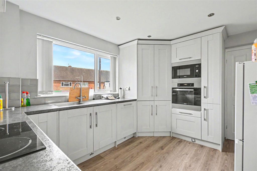 Property photo 2 of 16 Kitchen_1.Jpeg