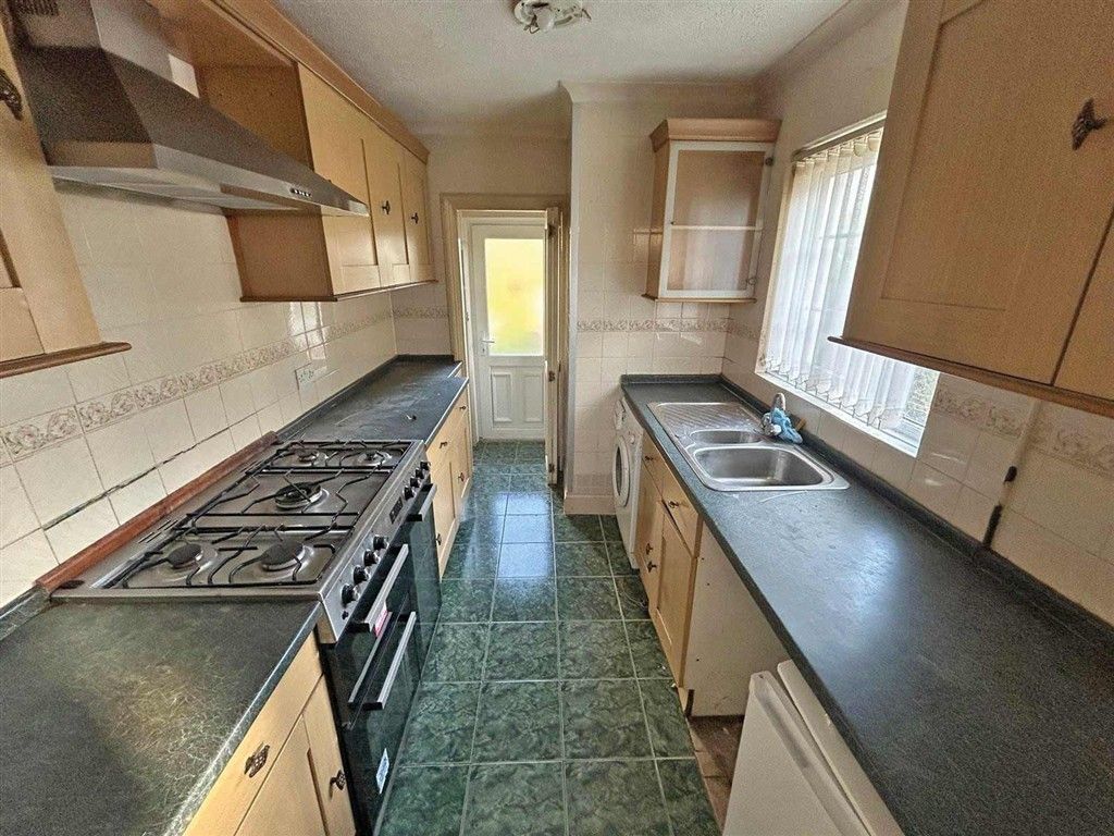 Property photo 3 of 6