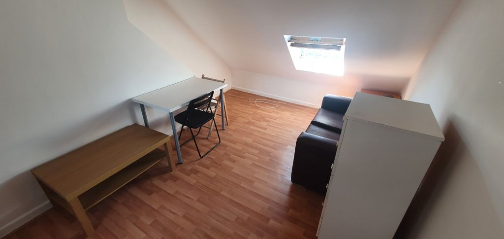 Property photo 2 of 4