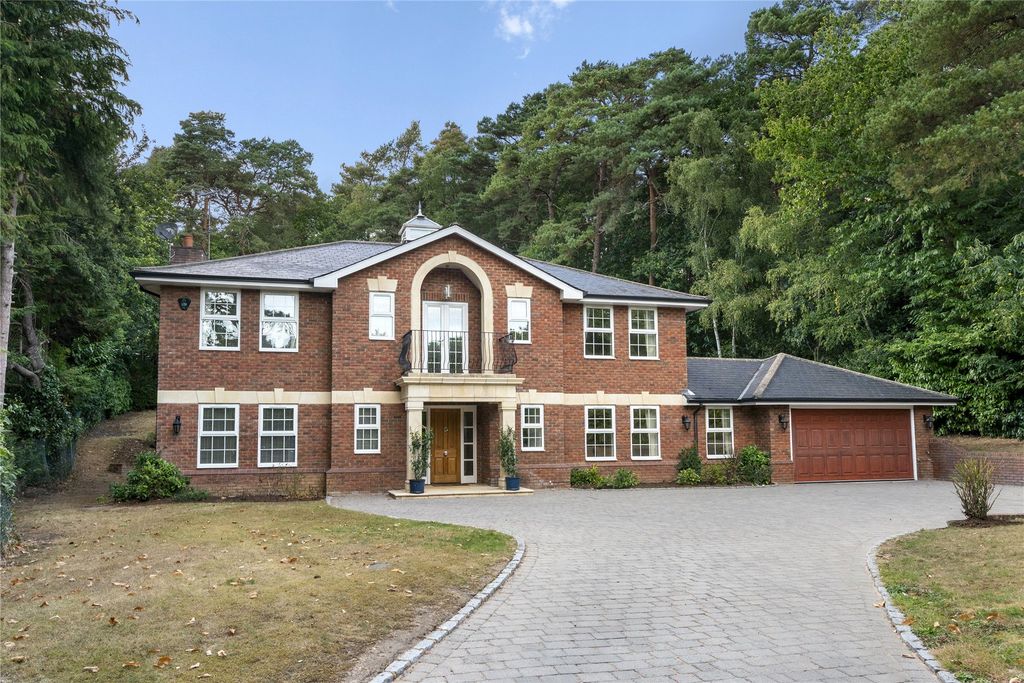 Property photo 2 of 15 Picture No. 24