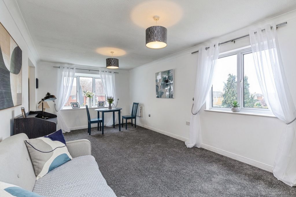 Property photo 2 of 10 Pbox-Img.Jpg