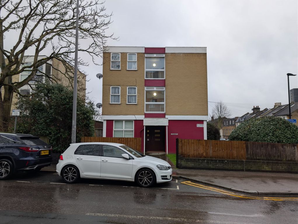 Property photo 1 of 9