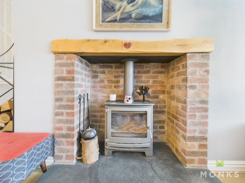 Property photo 3 of 26 Cam01520G0-Pr0295-Still004.Jpg