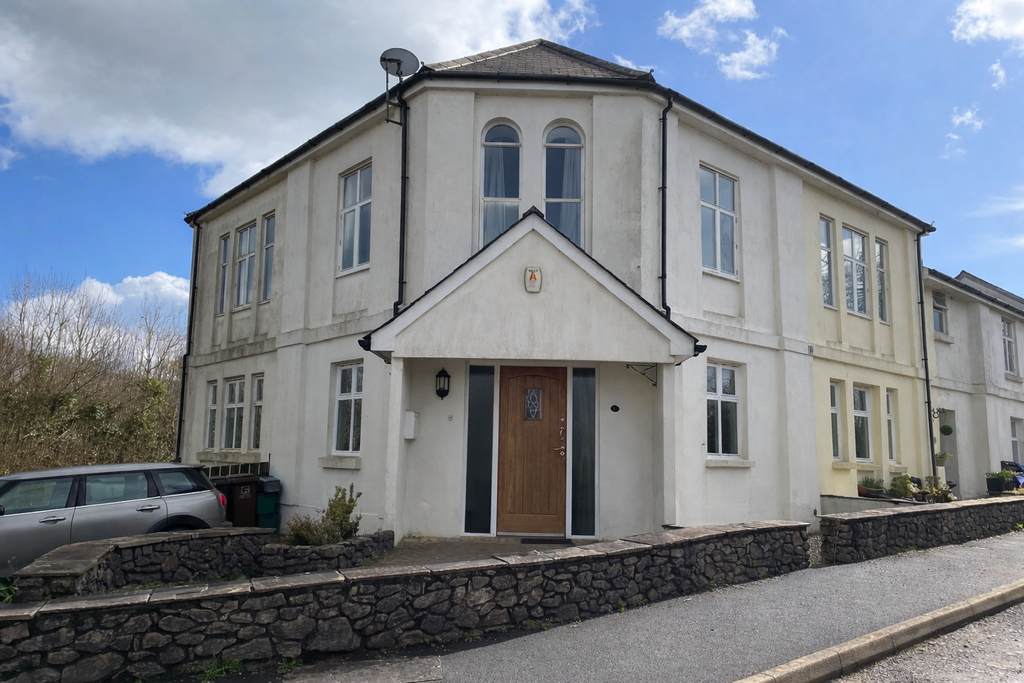 Property photo 1 of 11 Front Exterior