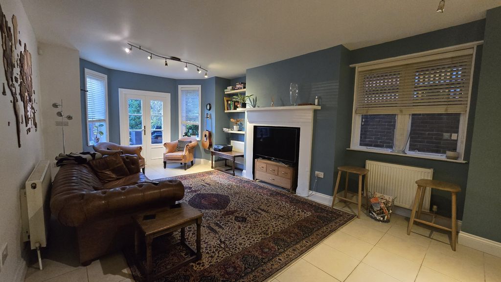 Property photo 1 of 29