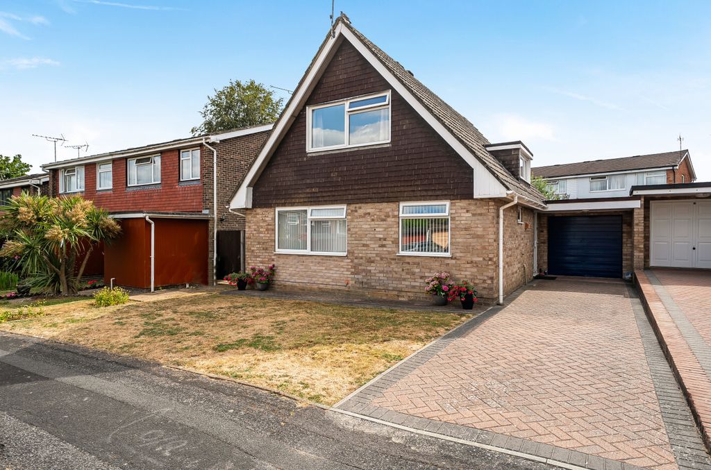 Property photo 2 of 19 1496470-24-6A5F9d...