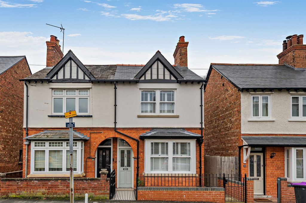 Property photo 1 of 20