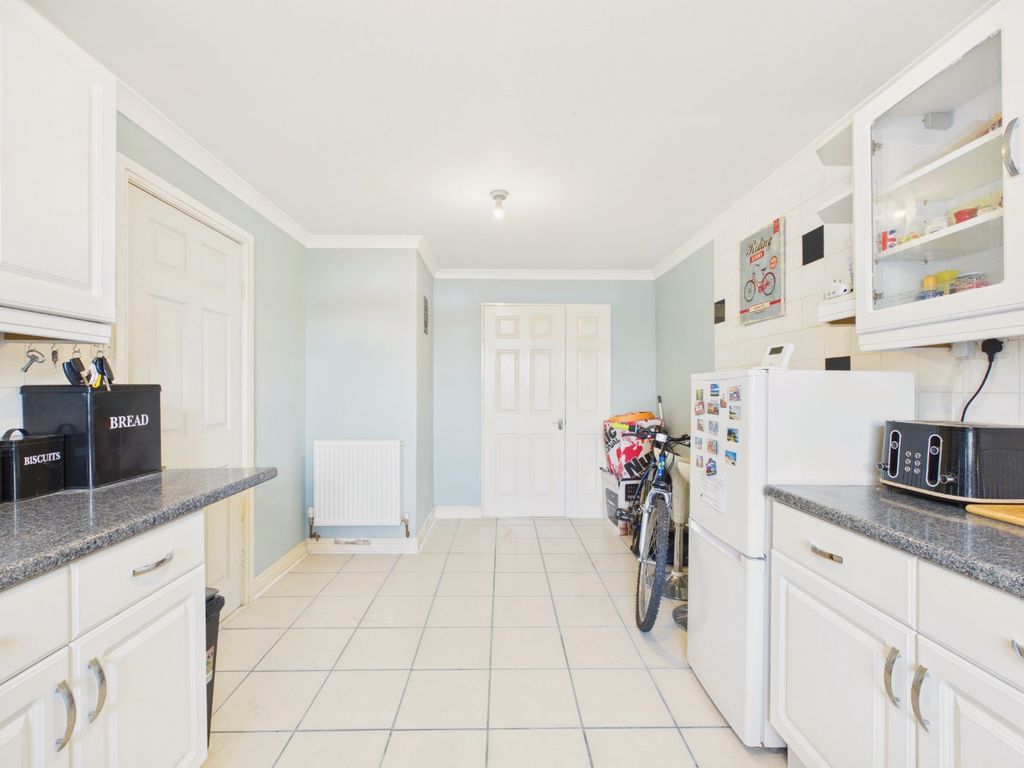 Property photo 3 of 13 5366067