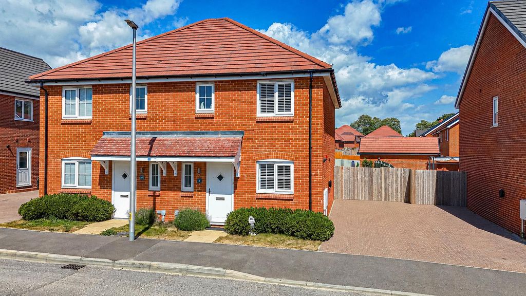 Property photo 1 of 22 44A66212-5Cdb-45F9-8869-E246186Aed29.Png