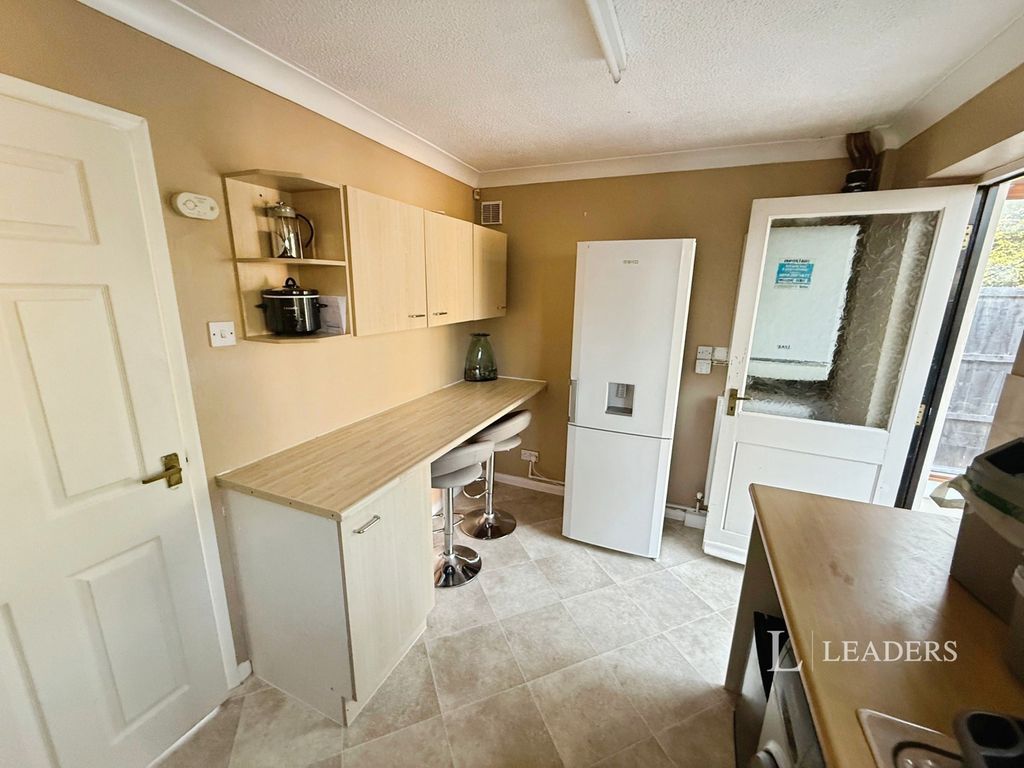 Property photo 3 of 14 3