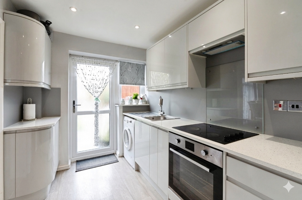 Property photo 3 of 18 Gemini_Generated_Image_8Qombu8Qombu8Qom