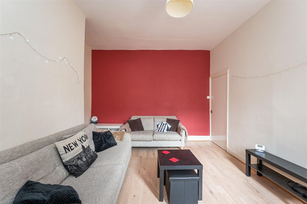 Property photo 2 of 10 Edit-0758.Jpg