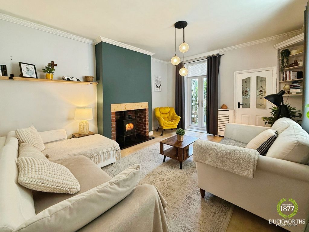 Property photo 1 of 19