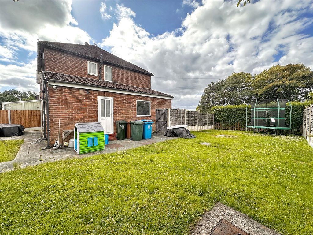 Property photo 2 of 17 Picture No. 01