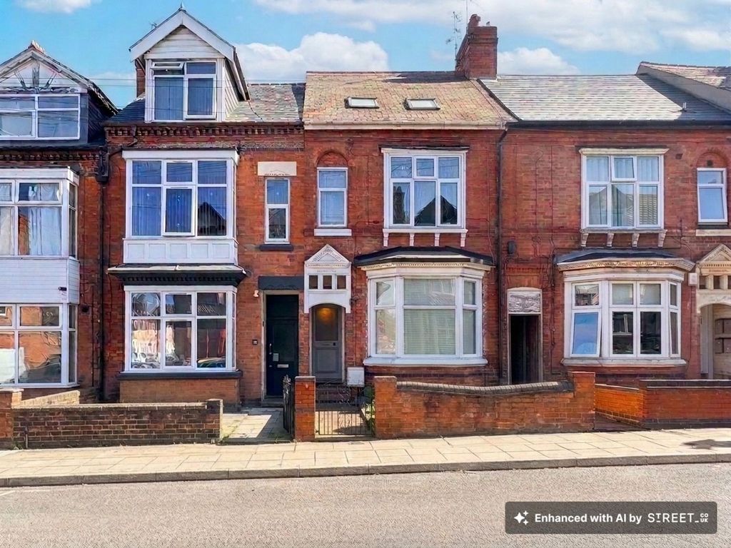 Property photo 1 of 11